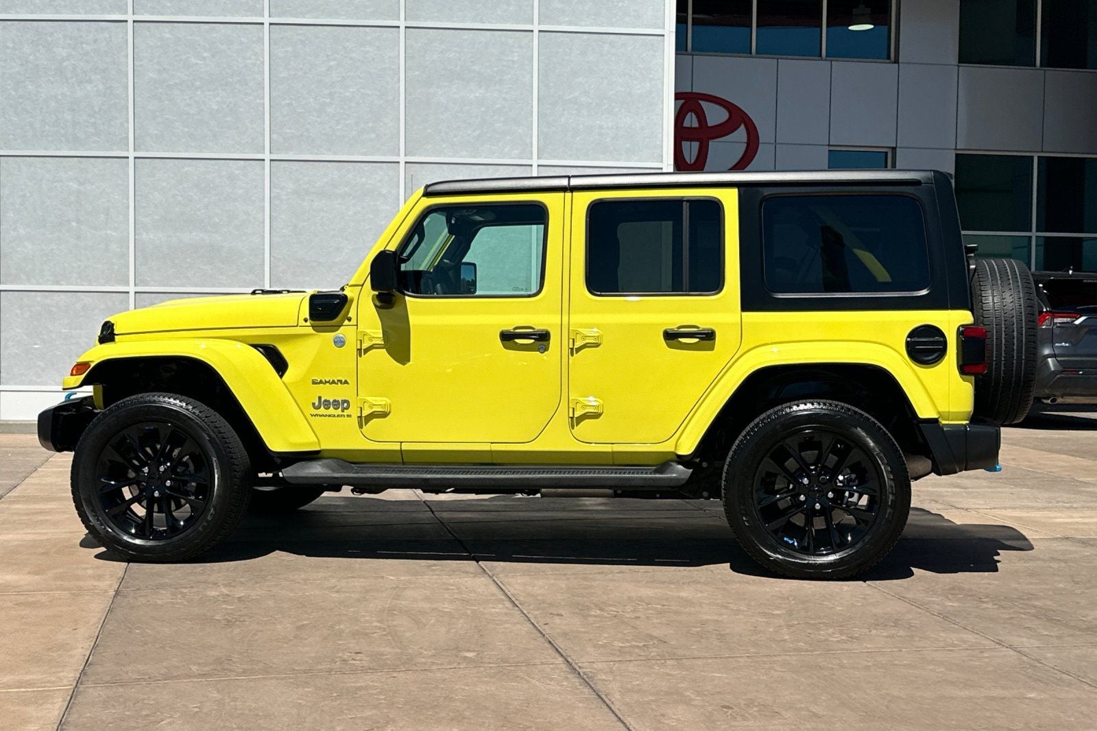 2023 Jeep Wrangler Sahara 4xe