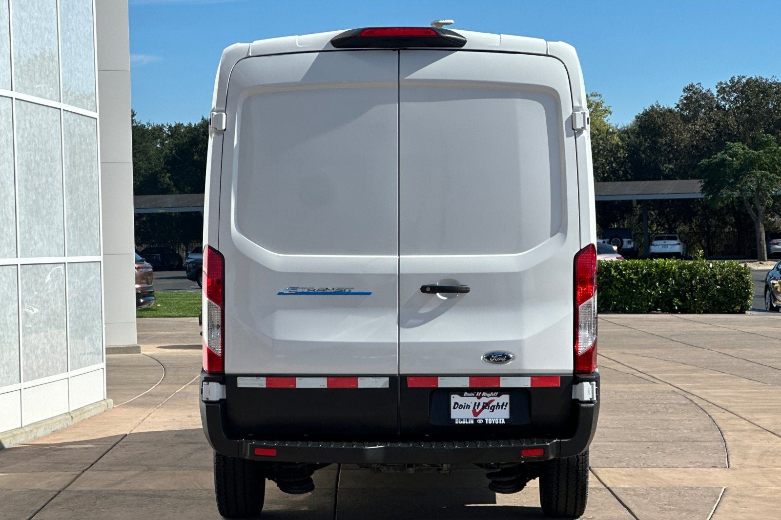 2022 Ford E-Transit-350 Base