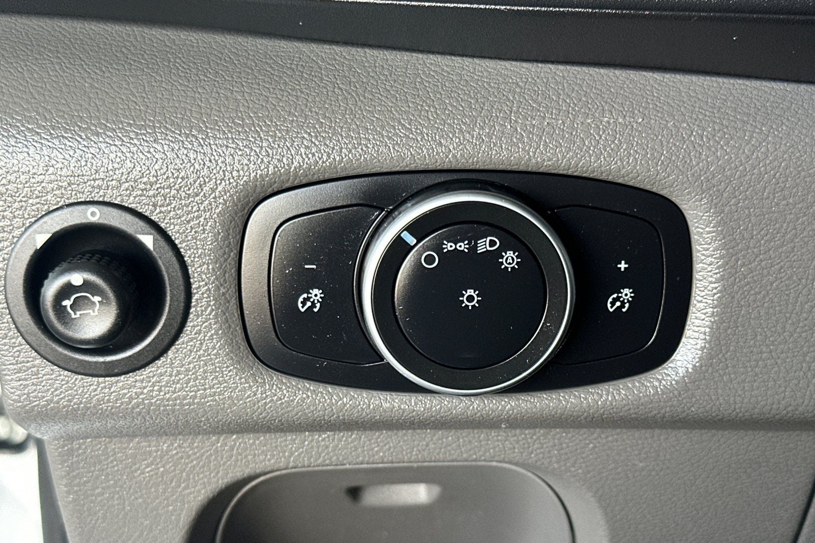 2020 Ford Transit-150 Base