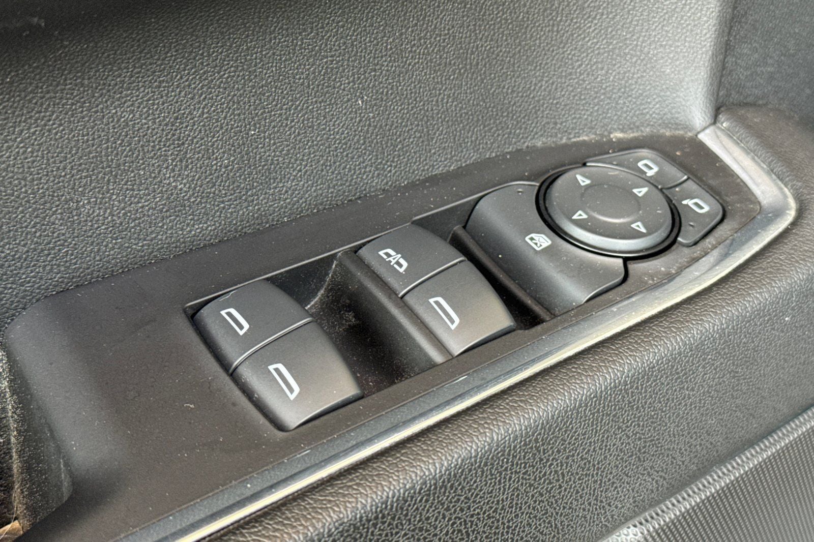 2023 Chevrolet Silverado 1500 LT LT1