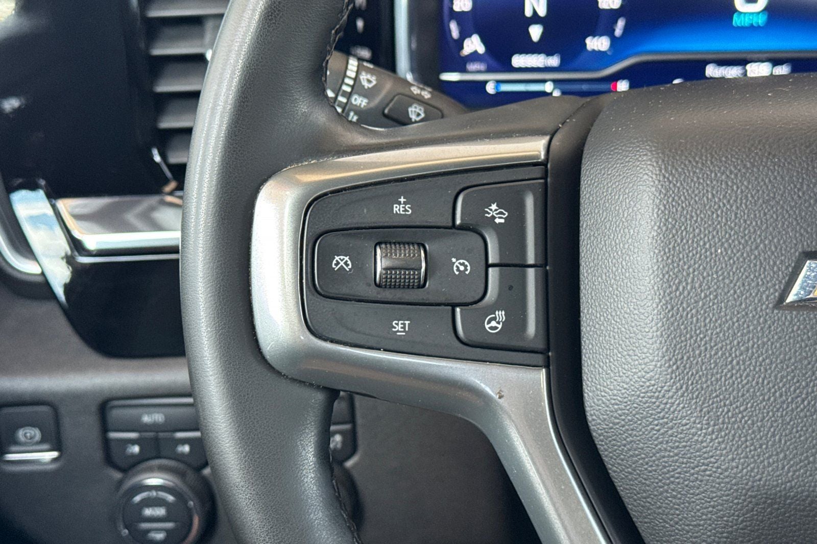 2023 Chevrolet Silverado 1500 LT LT1