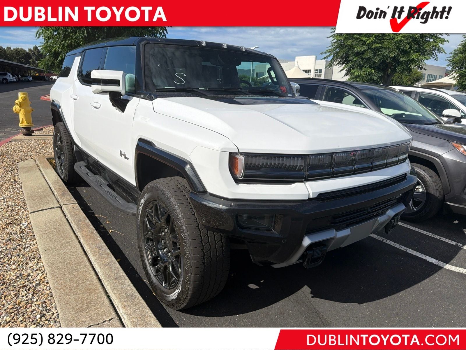 2025 GMC Hummer EV SUV 2X