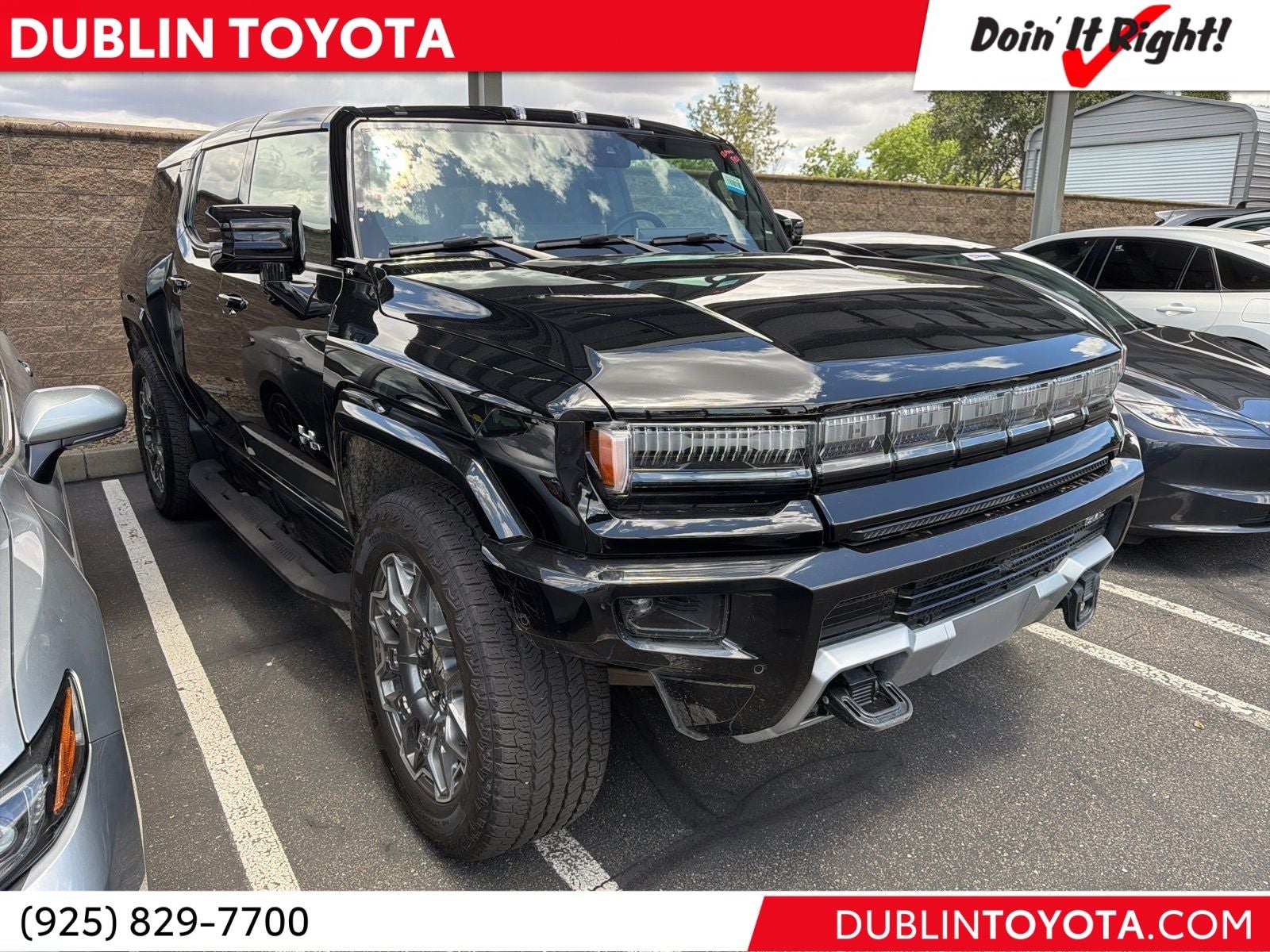 2025 GMC Hummer EV 3X SUV's photo