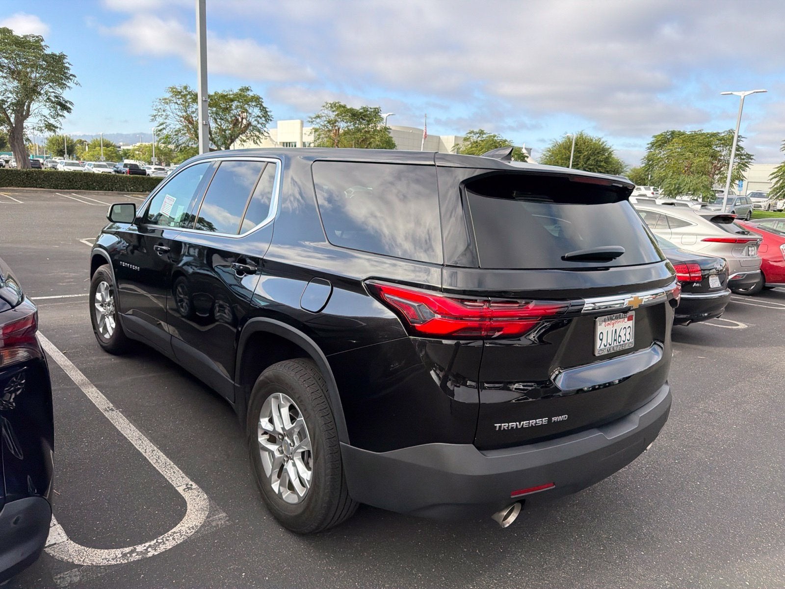 2023 Chevrolet Traverse LS