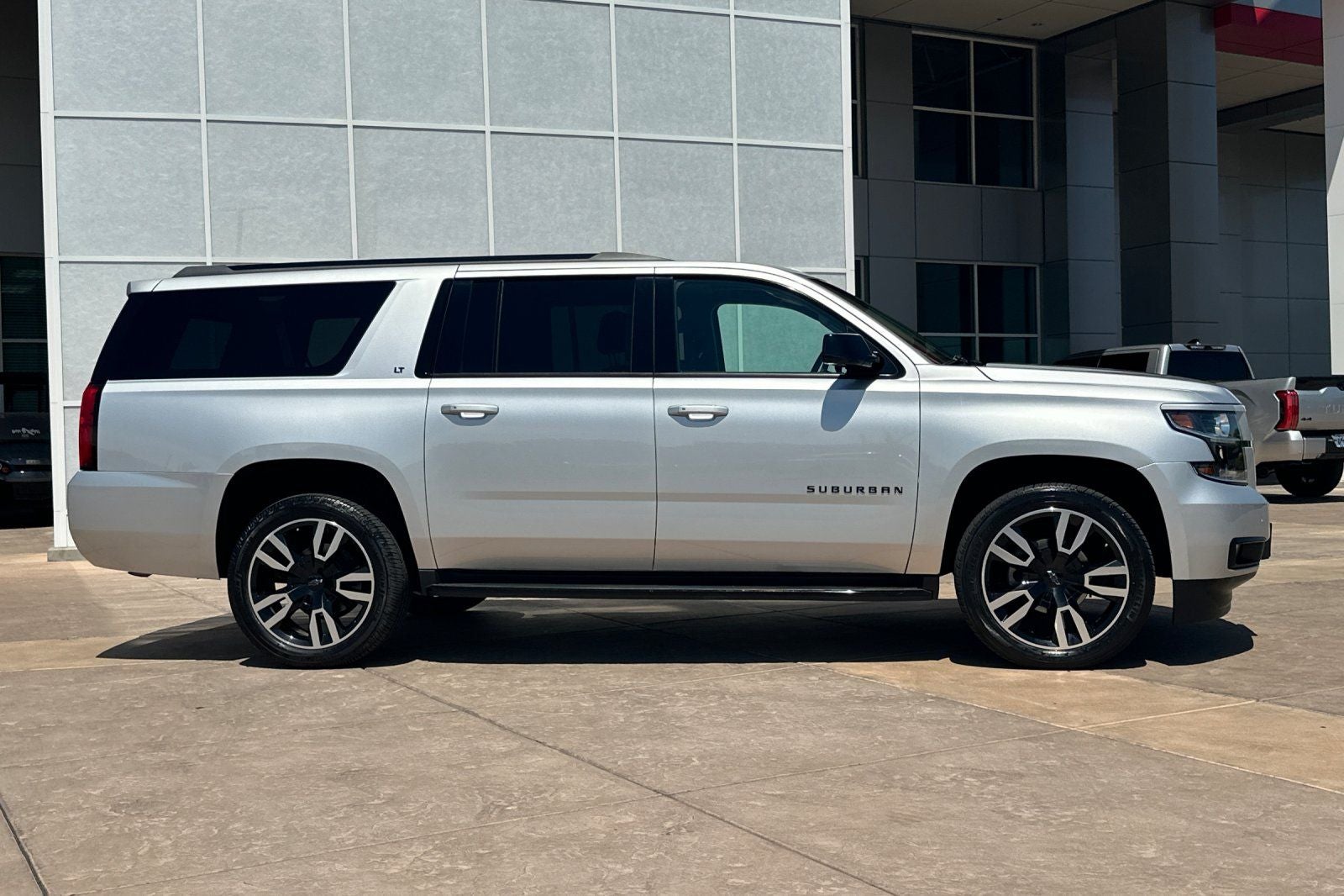 2018 Chevrolet Suburban LT