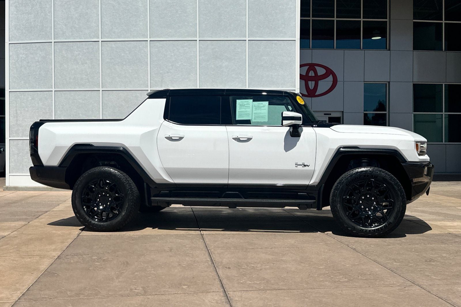 2025 GMC Hummer EV Pickup 2X