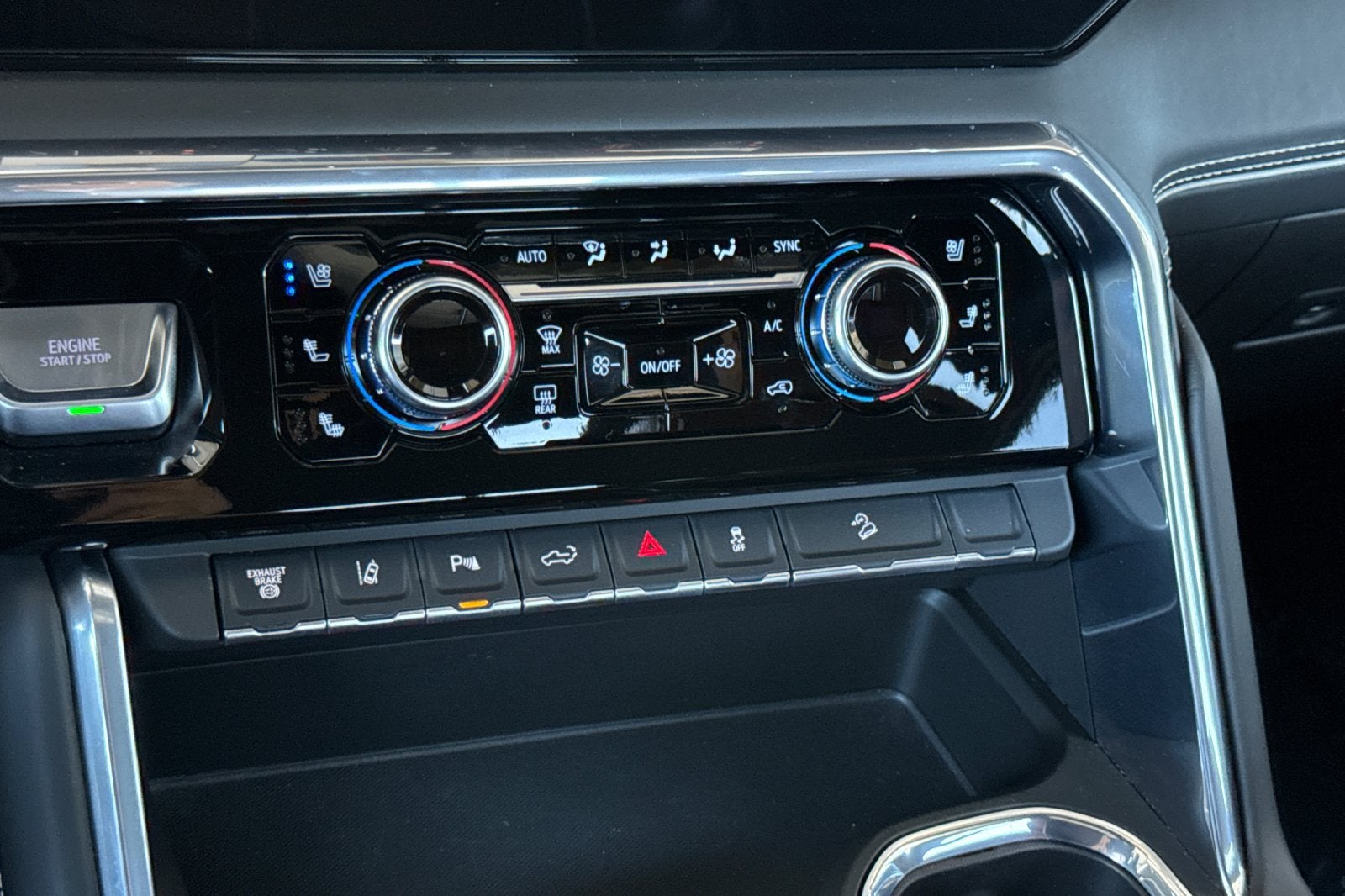 2025 GMC Sierra 2500HD Denali Ultimate