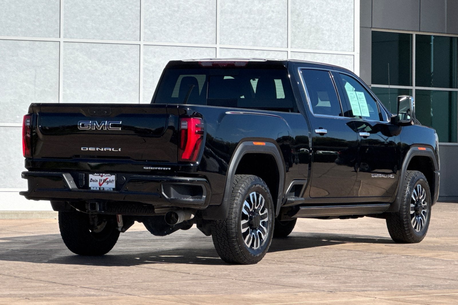 2025 GMC Sierra 2500HD Denali Ultimate