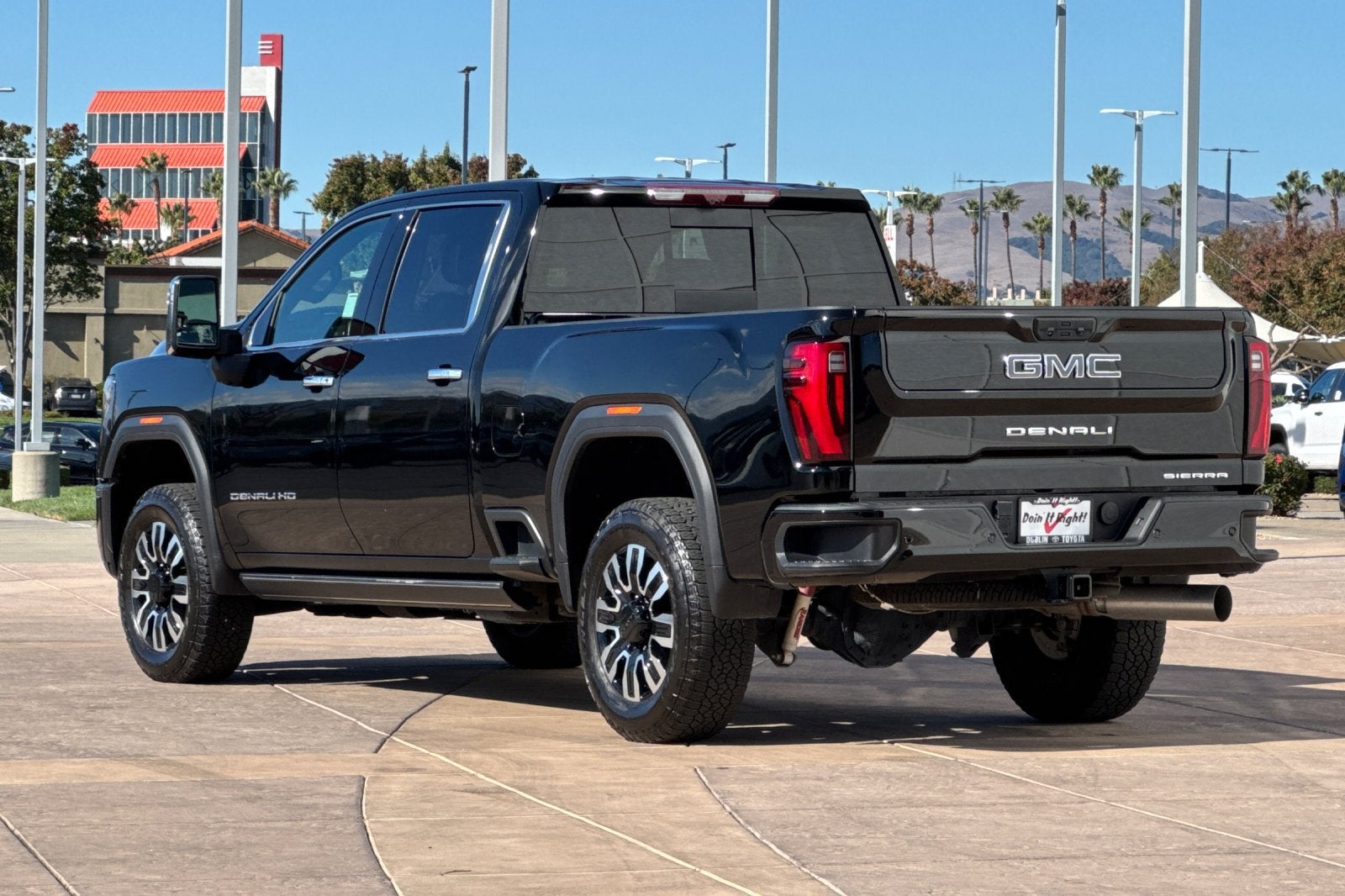 2025 GMC Sierra 2500HD Denali Ultimate