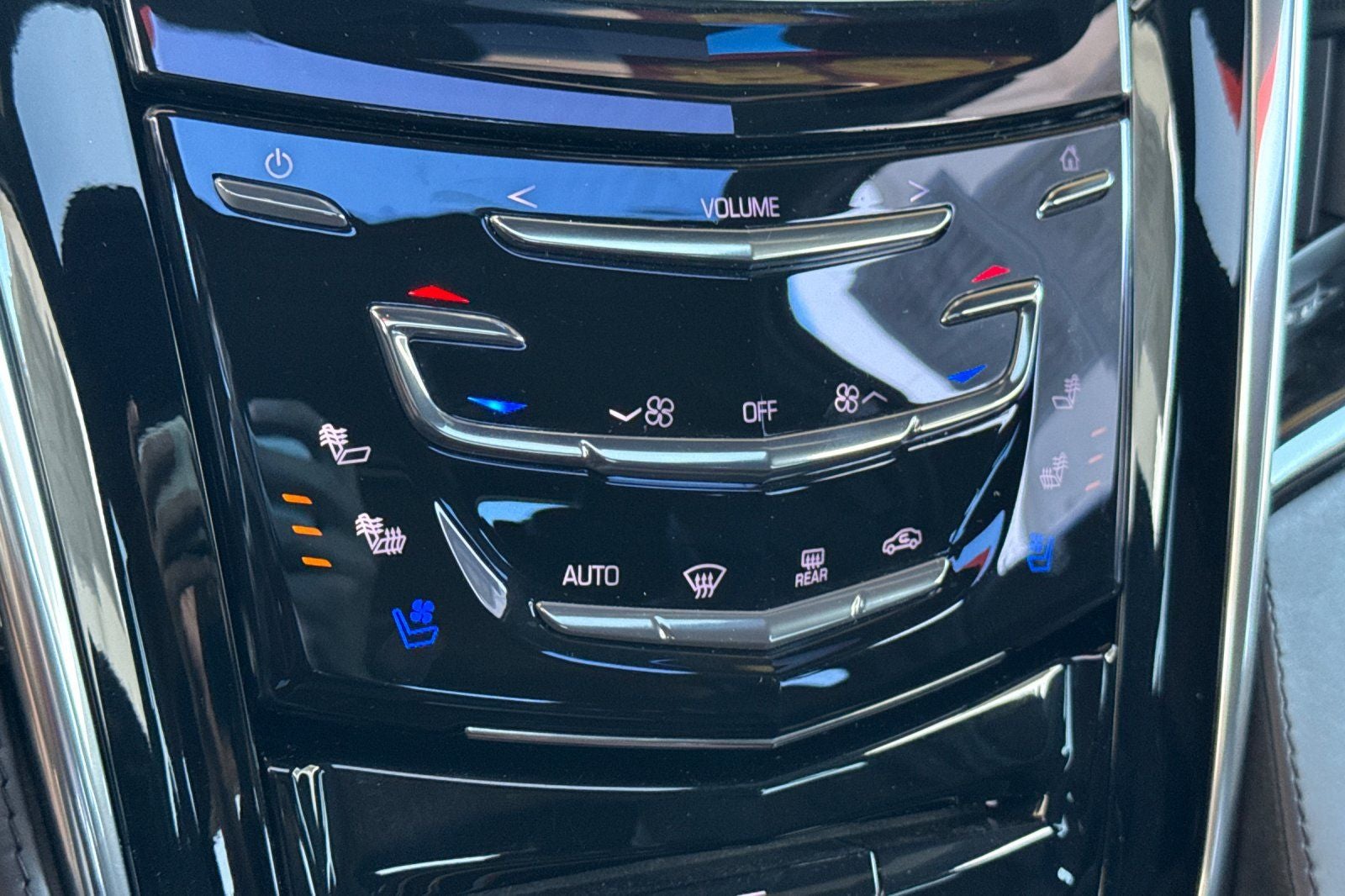 2016 Cadillac Escalade Platinum Edition