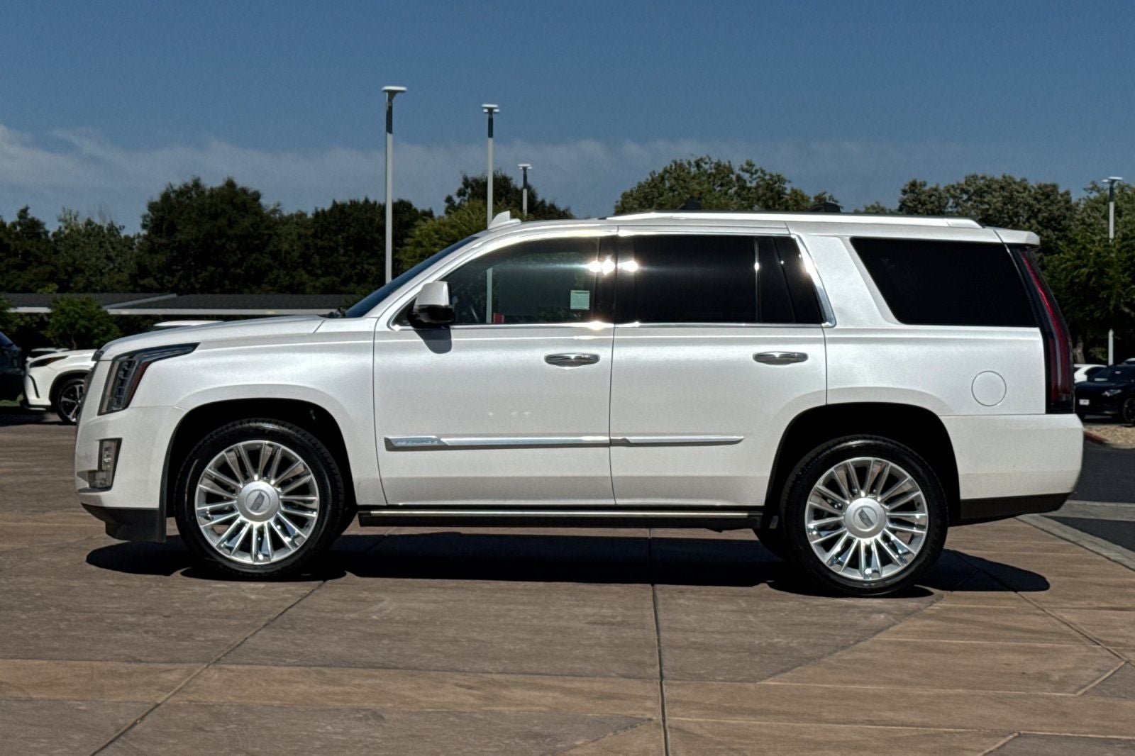 2016 Cadillac Escalade Platinum Edition