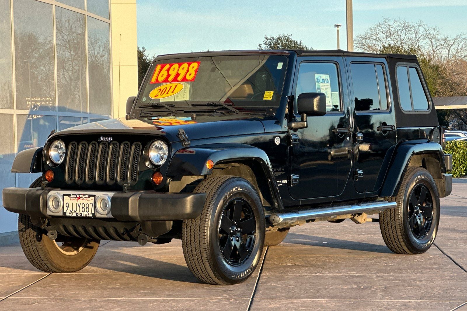2011 Jeep Wrangler Unlimited Sahara