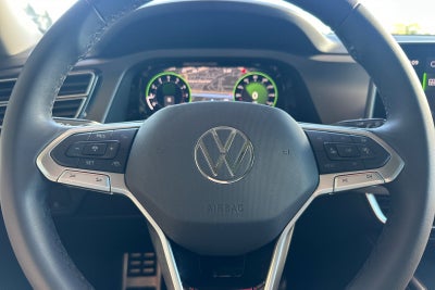 2024 Volkswagen Atlas 2.0T Peak Edition SEL