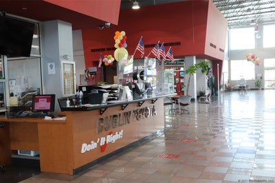 2024 Volkswagen Atlas 2.0T Peak Edition SEL