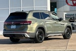 2024 Volkswagen Atlas 2.0T Peak Edition SEL