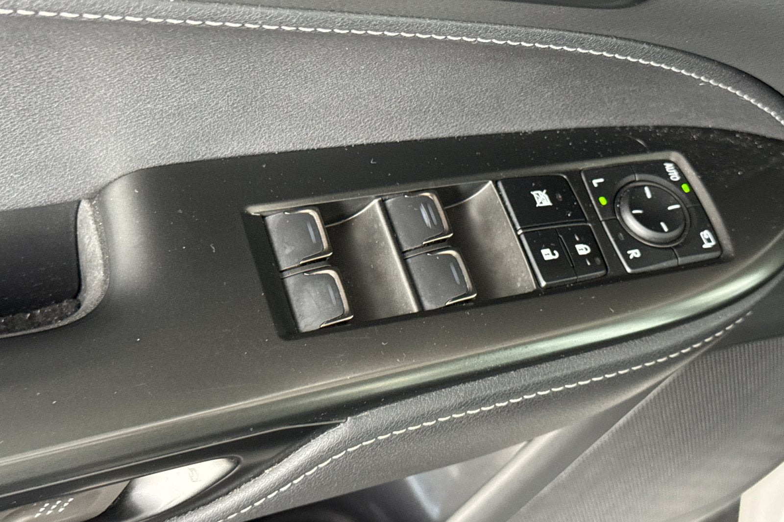 2025 Lexus NX 250 Premium