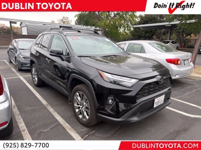 2025 Toyota RAV4 XLE Premium