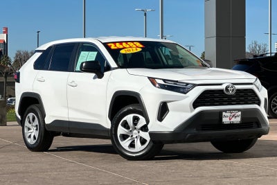 2024 Toyota RAV4 LE