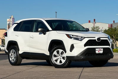 2024 Toyota RAV4 LE