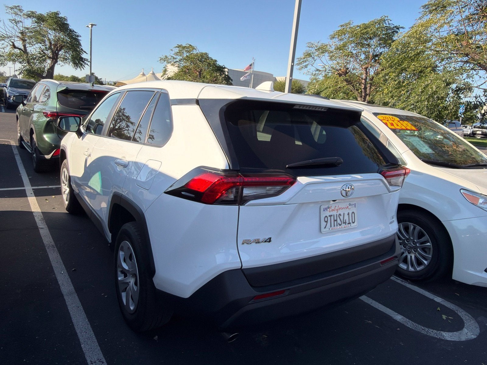 2025 Toyota RAV4 LE