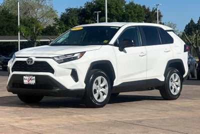 2024 Toyota RAV4 LE