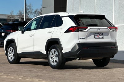 2024 Toyota RAV4 LE