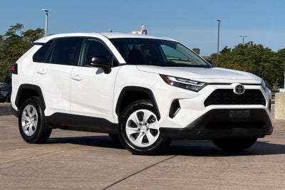 2025 Toyota RAV4 LE
