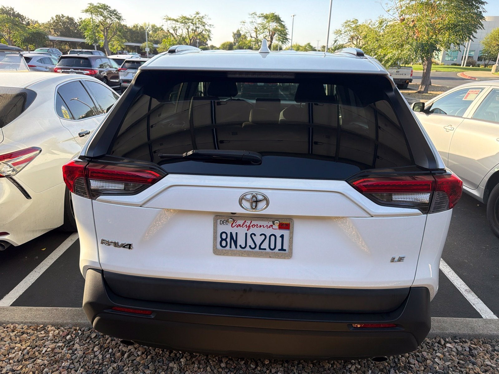 2020 Toyota RAV4 LE