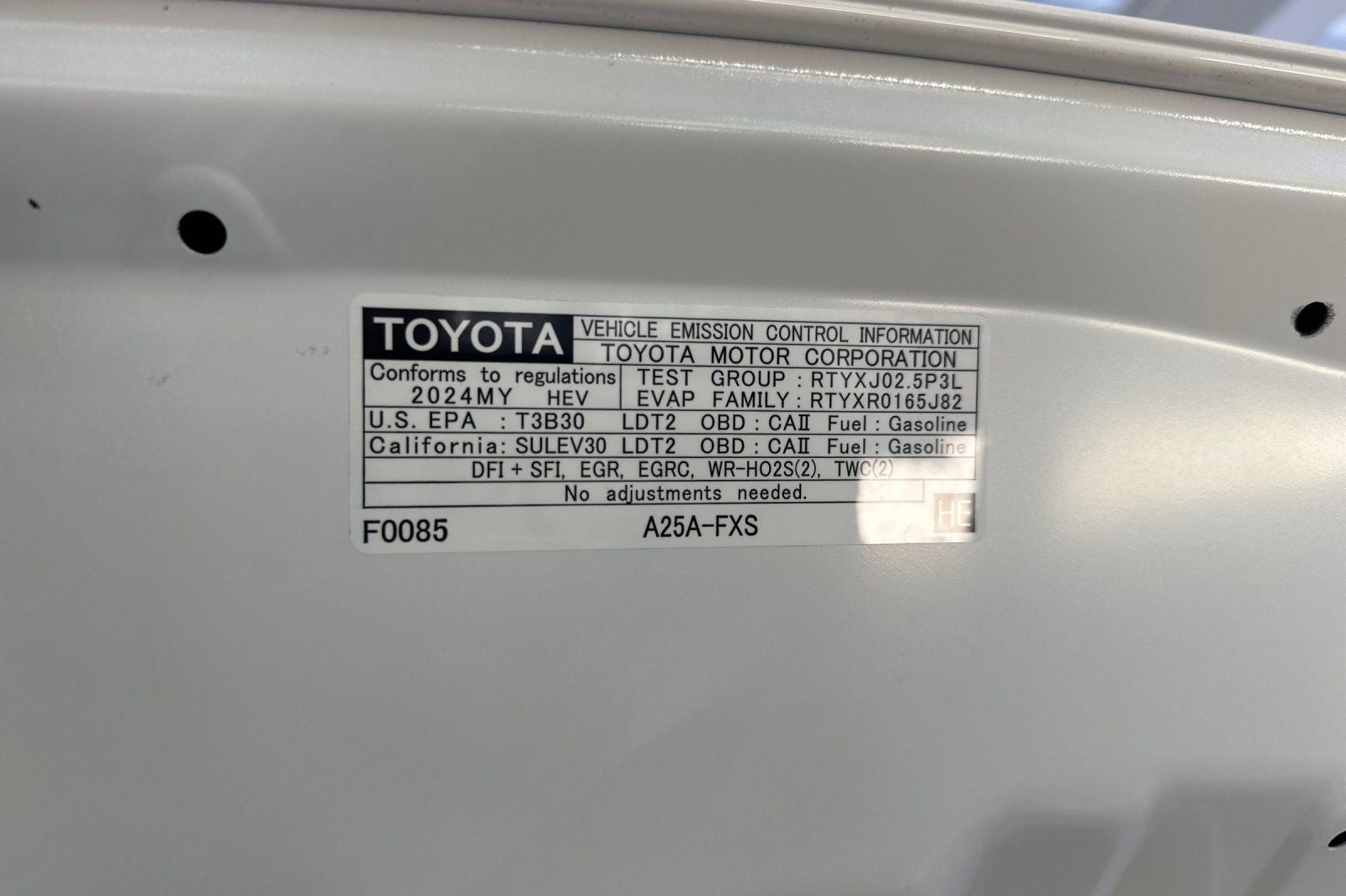 2024 Toyota RAV4 Hybrid LE