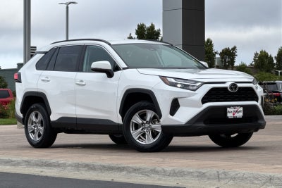 2025 Toyota RAV4 XLE