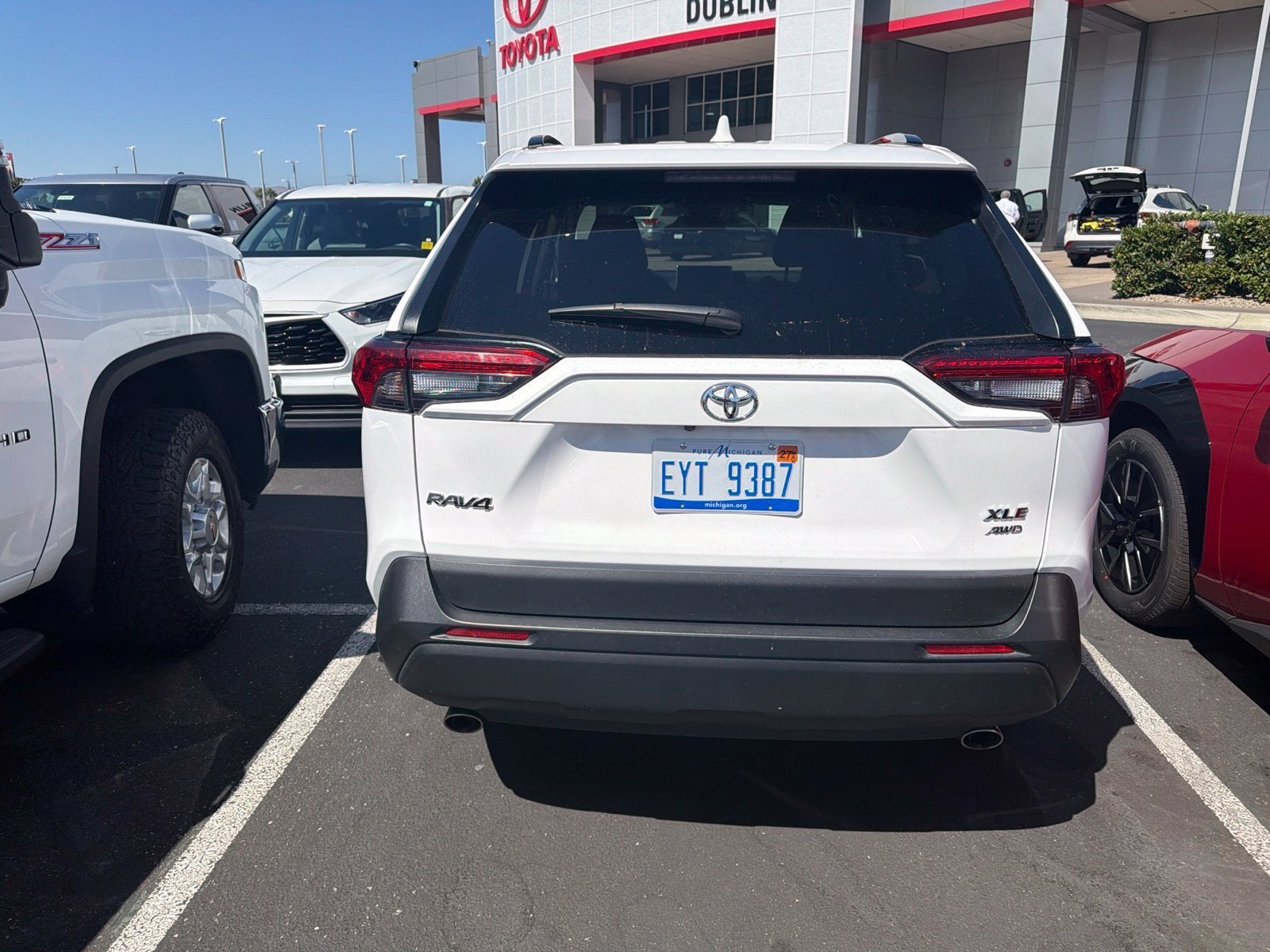 2025 Toyota RAV4 XLE