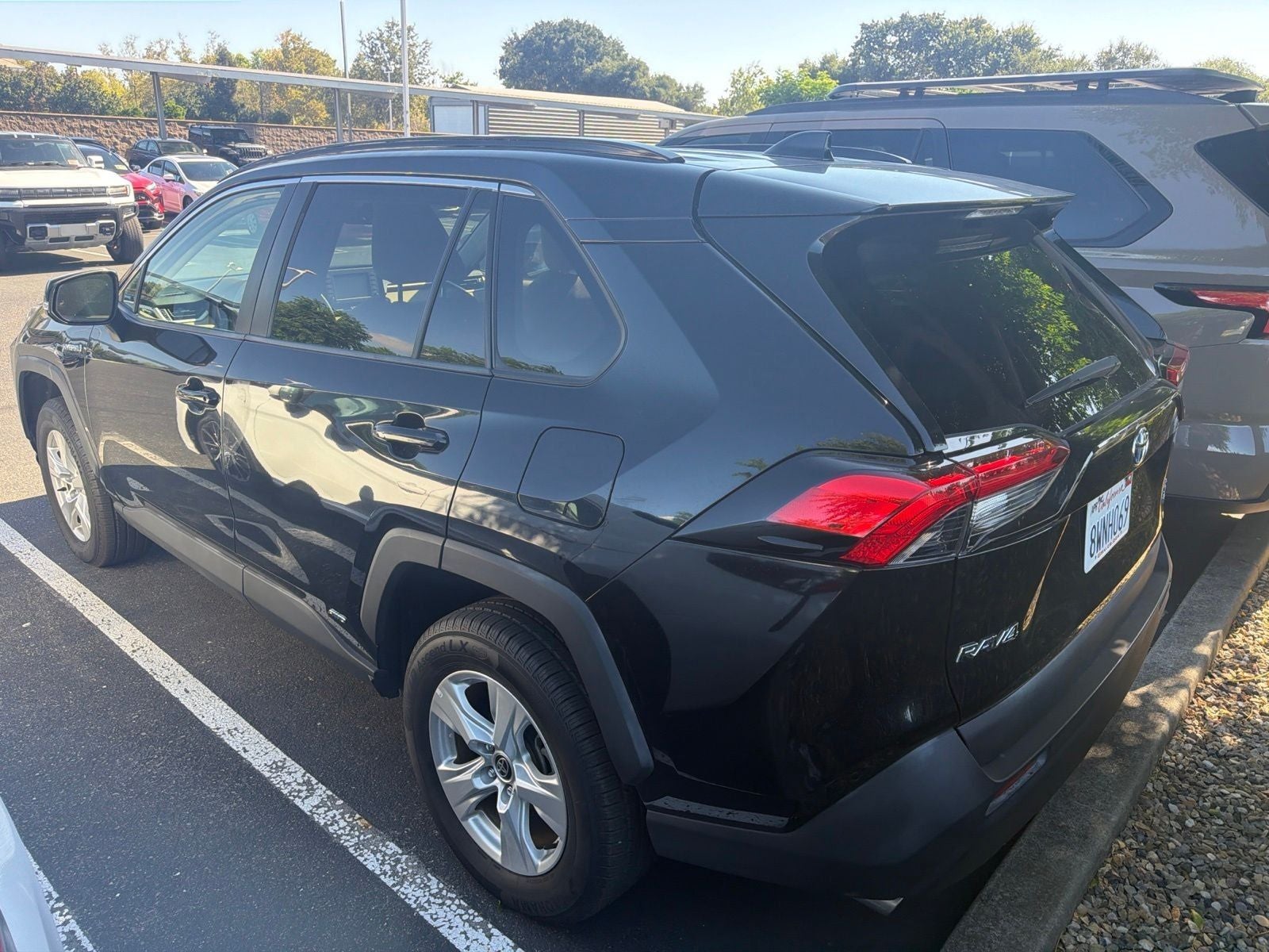 2021 Toyota RAV4 Hybrid XLE