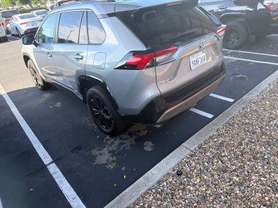 2022 Toyota RAV4 Hybrid SE