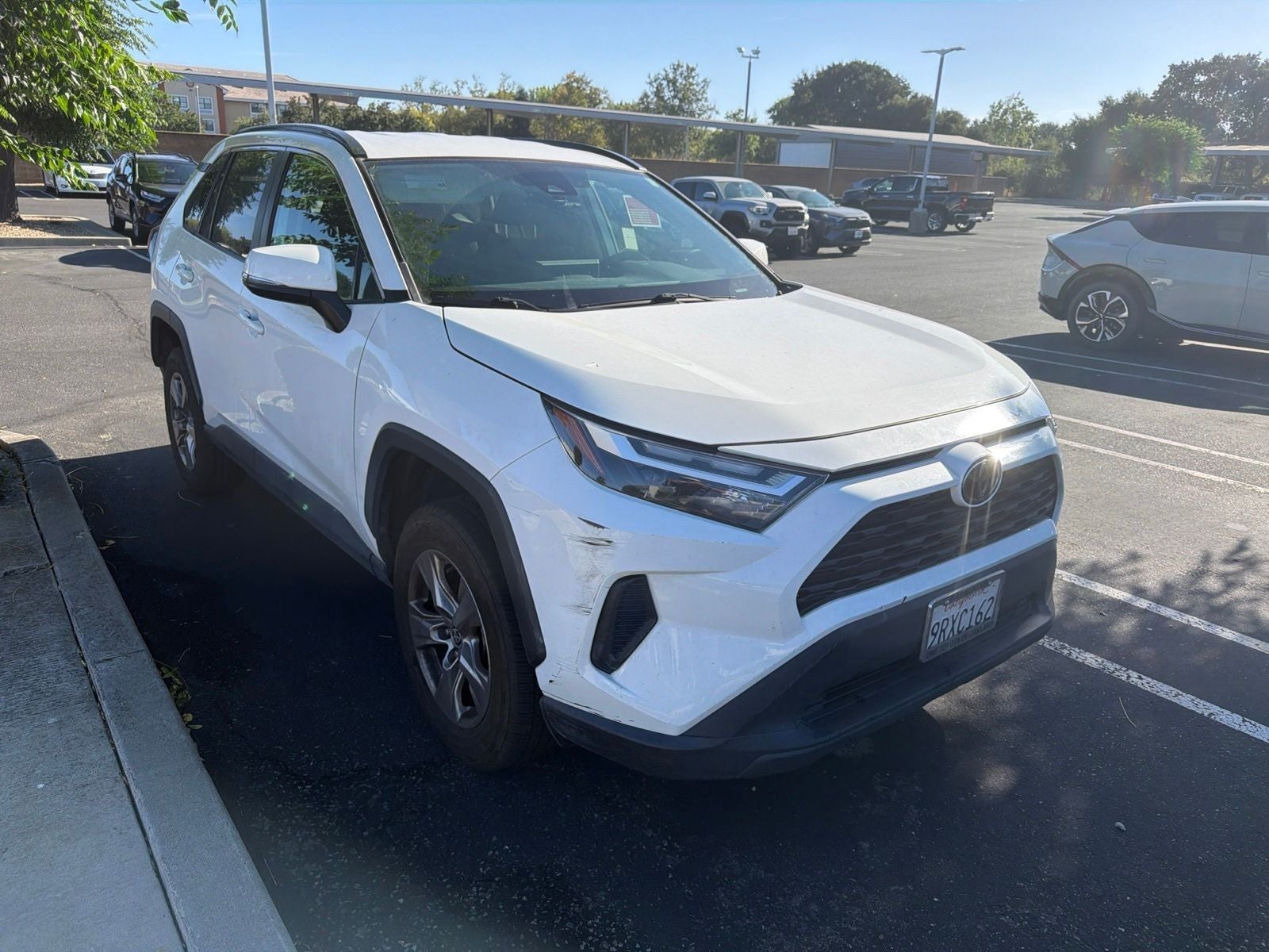 2022 Toyota RAV4 XLE