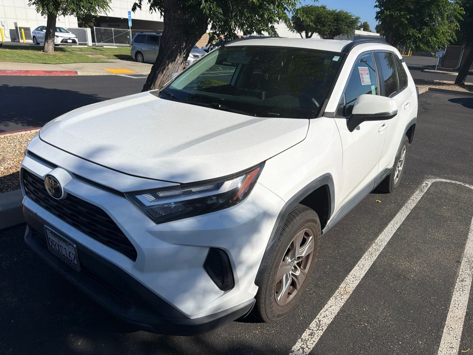 2022 Toyota RAV4 XLE