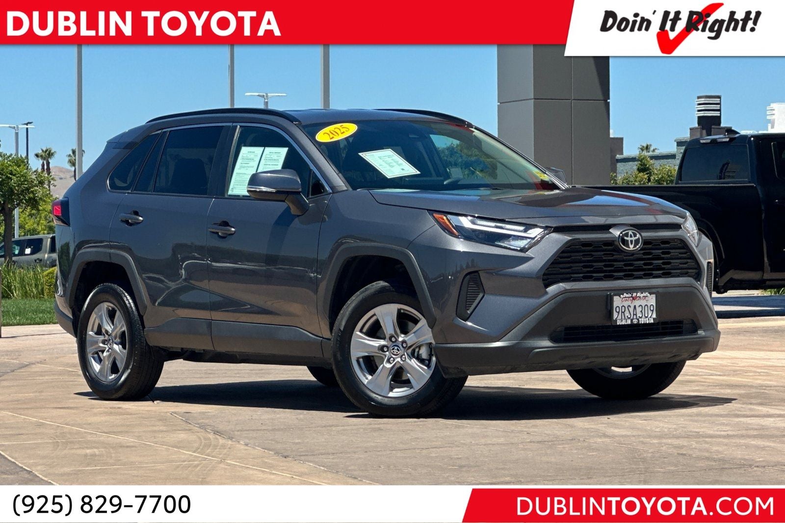 2025 Toyota RAV4 XLE