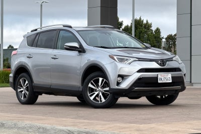 2018 Toyota RAV4 XLE