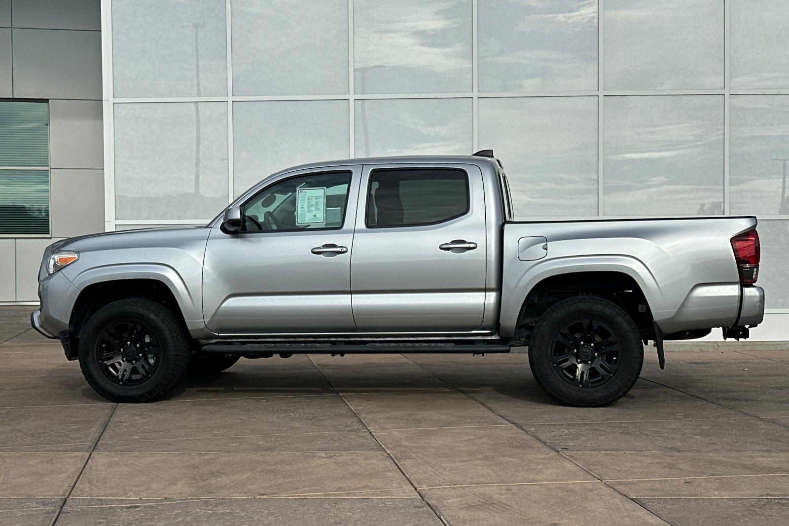 2022 Toyota Tacoma SR V6