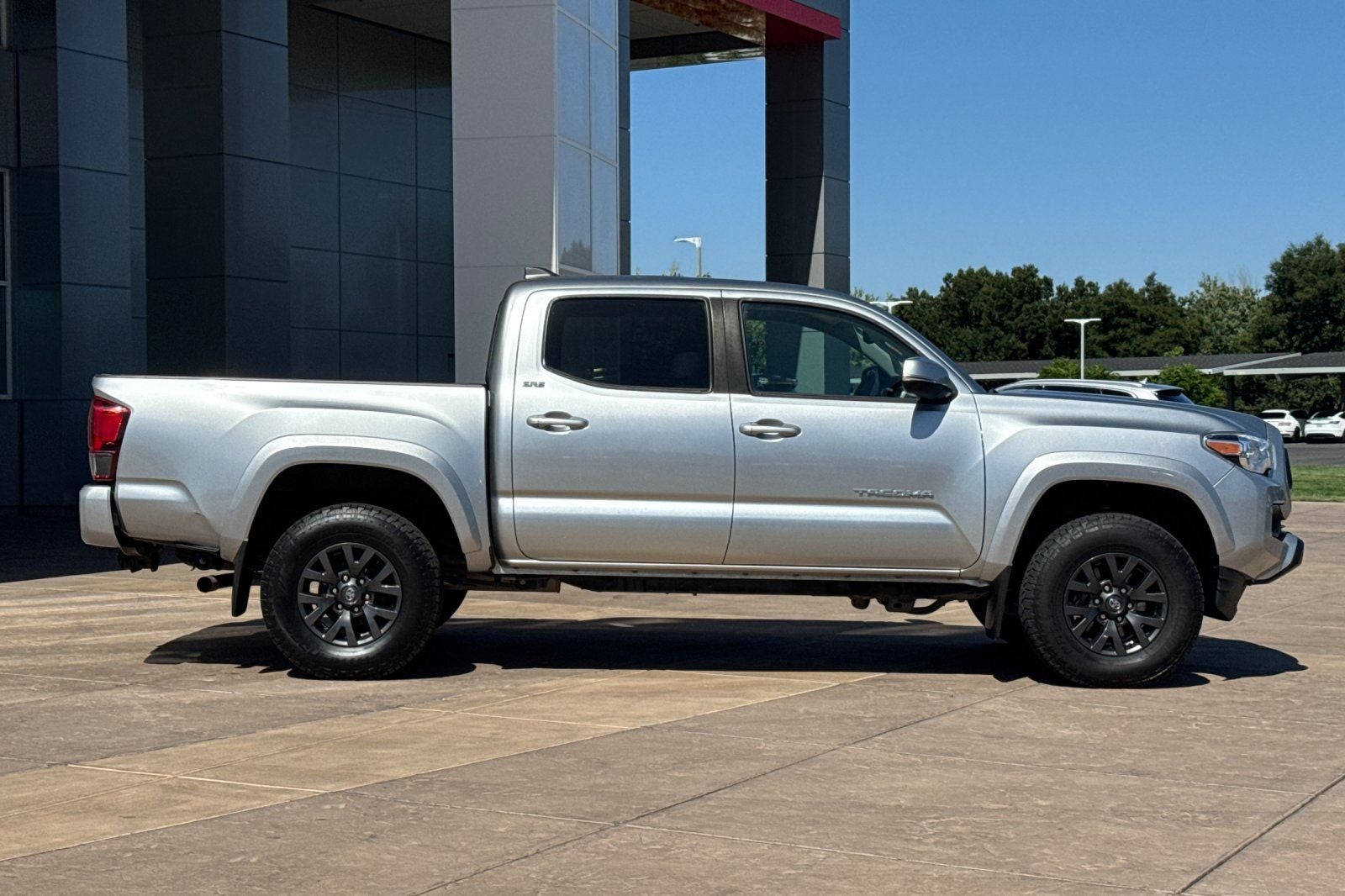 2022 Toyota Tacoma SR5 V6