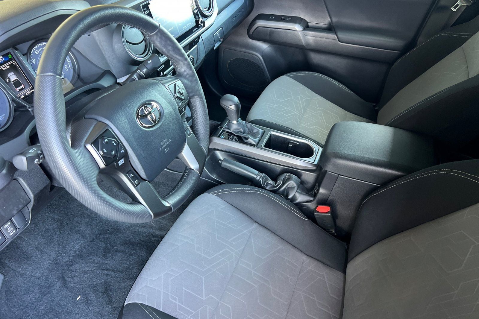 2023 Toyota Tacoma TRD Off-Road V6