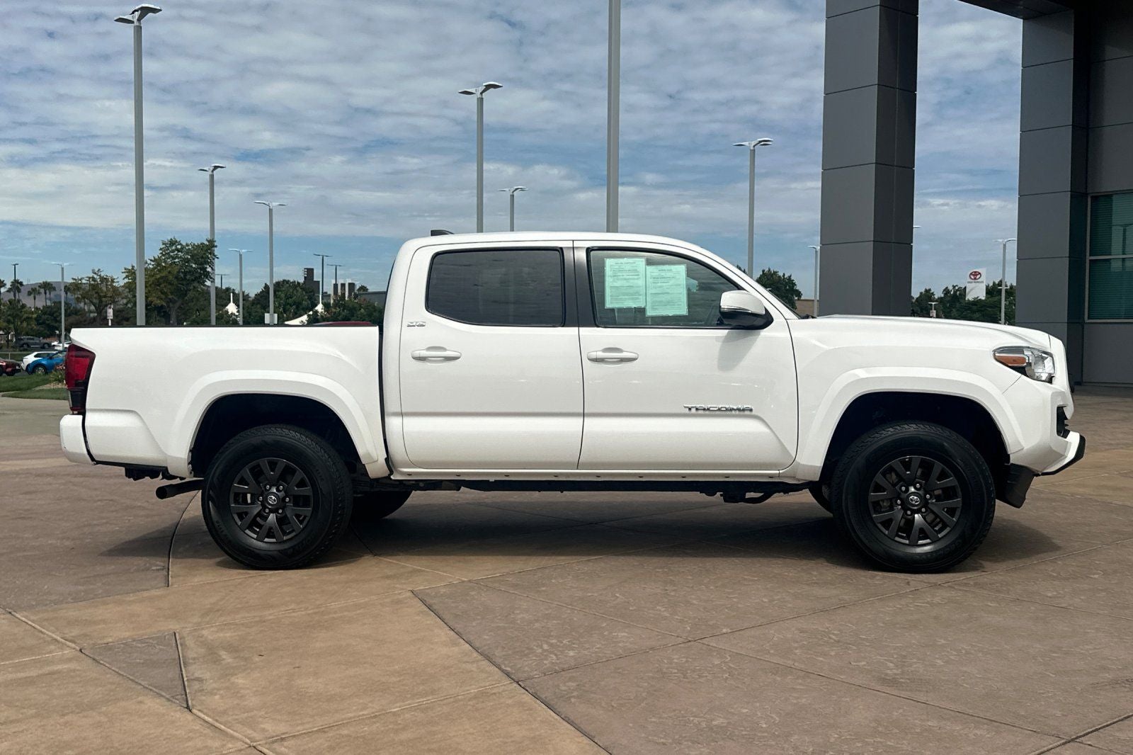 2023 Toyota Tacoma SR5 V6