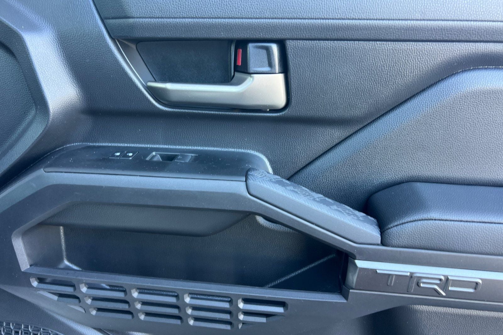 2025 Toyota Tacoma Hybrid TRD Off Road