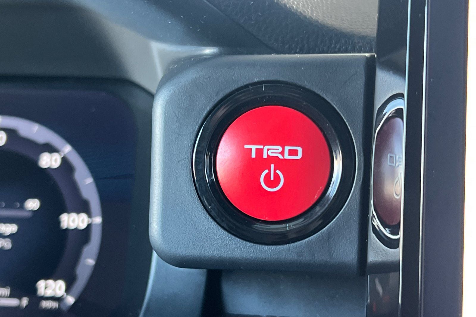 2025 Toyota Tacoma Hybrid TRD Off Road