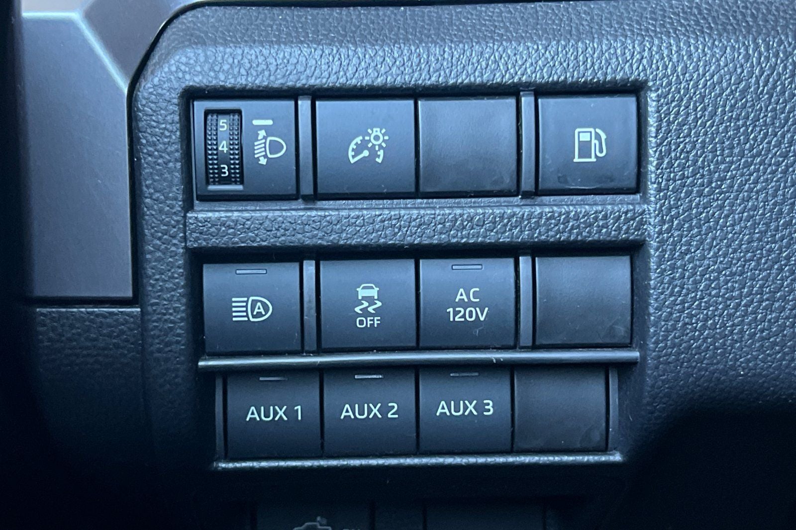 2025 Toyota Tacoma Hybrid TRD Off Road