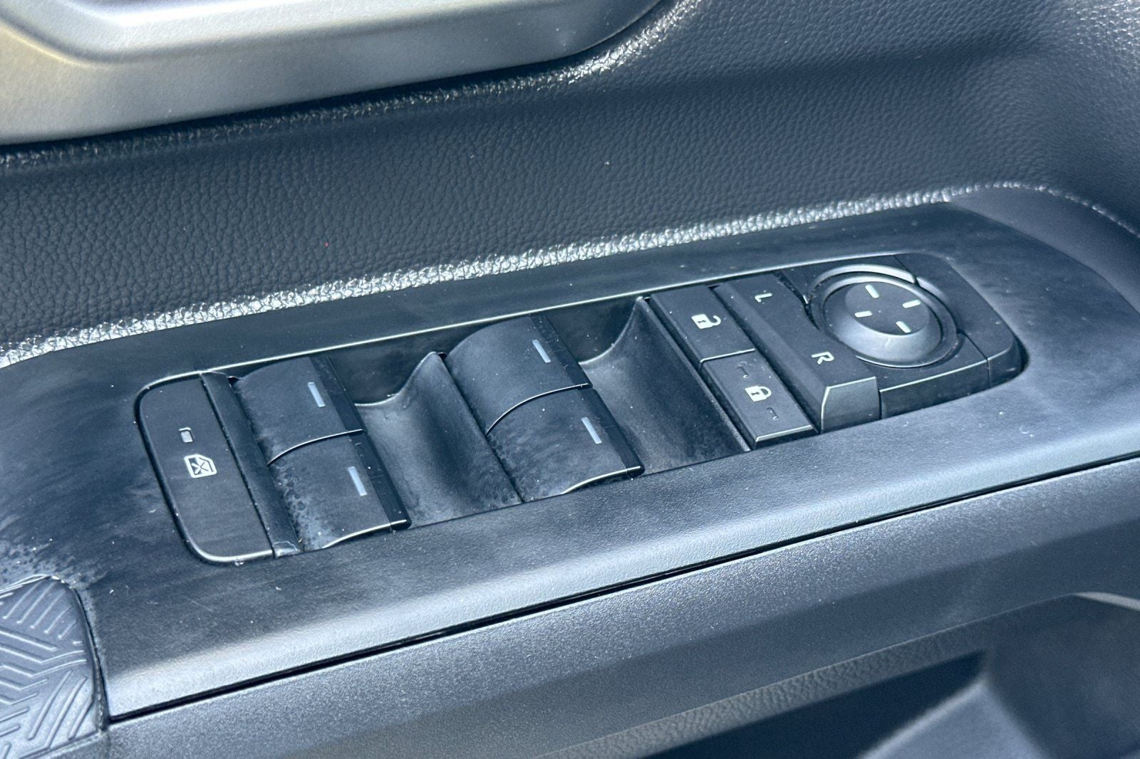 2025 Toyota Tacoma Hybrid Trailhunter