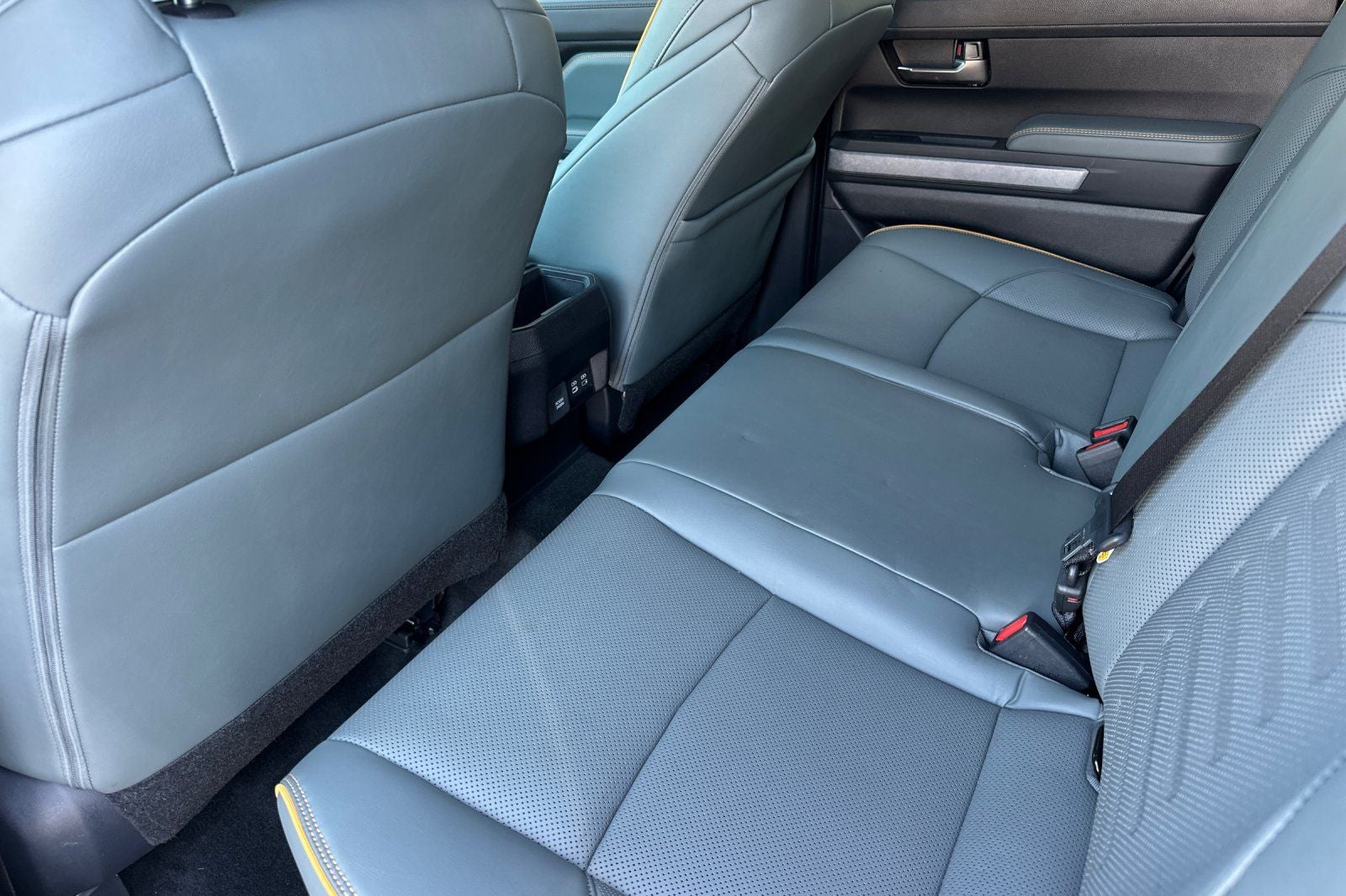 2025 Toyota Tacoma Hybrid Trailhunter