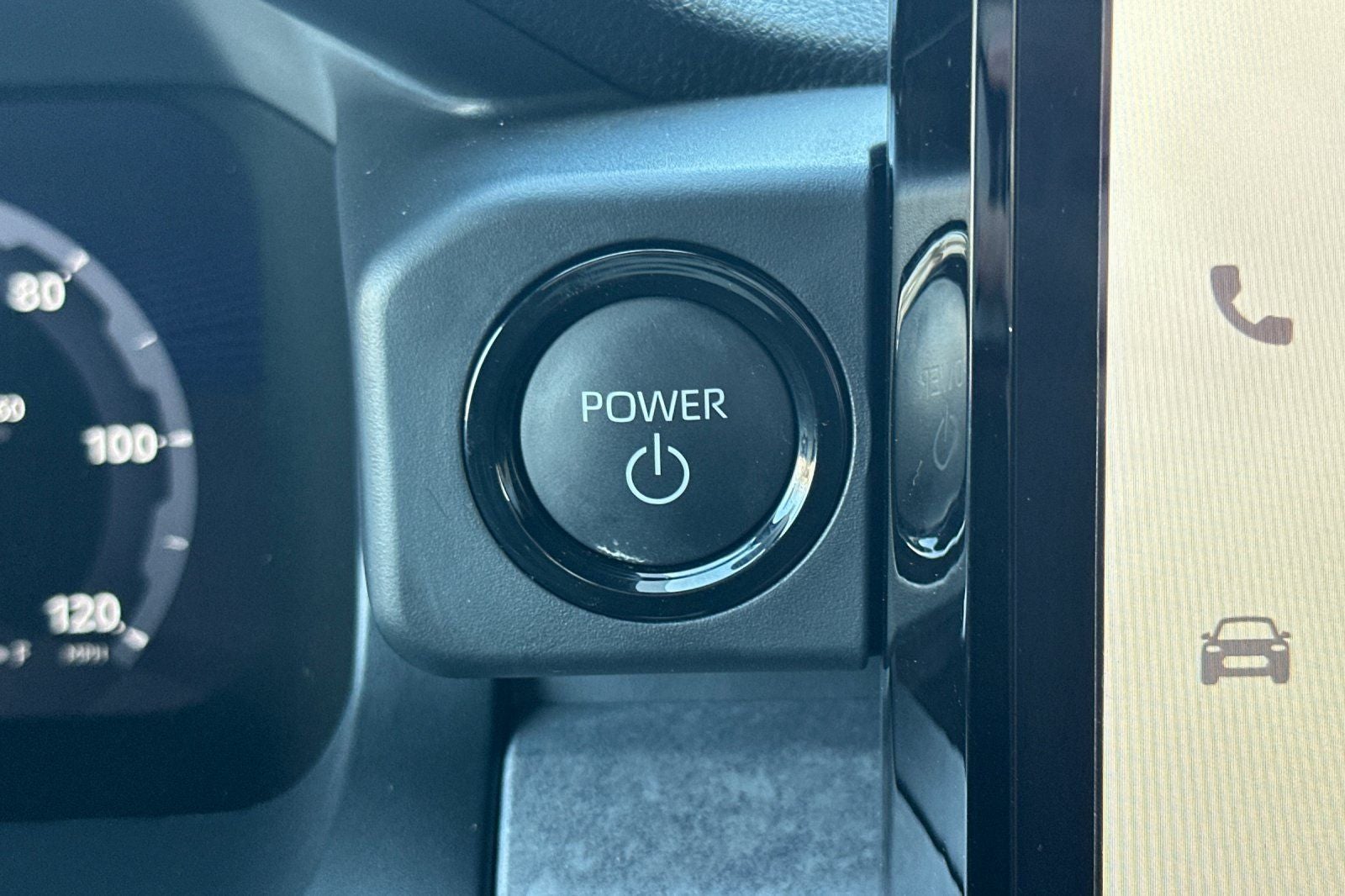 2025 Toyota Tacoma Hybrid Trailhunter