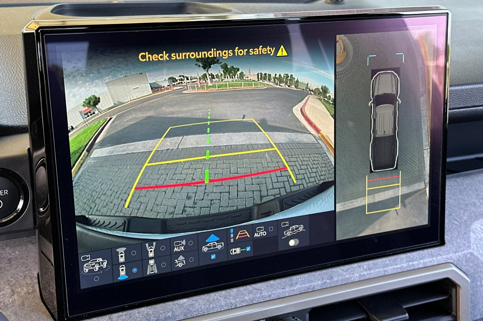 2026 Toyota Tacoma Hybrid Trailhunter