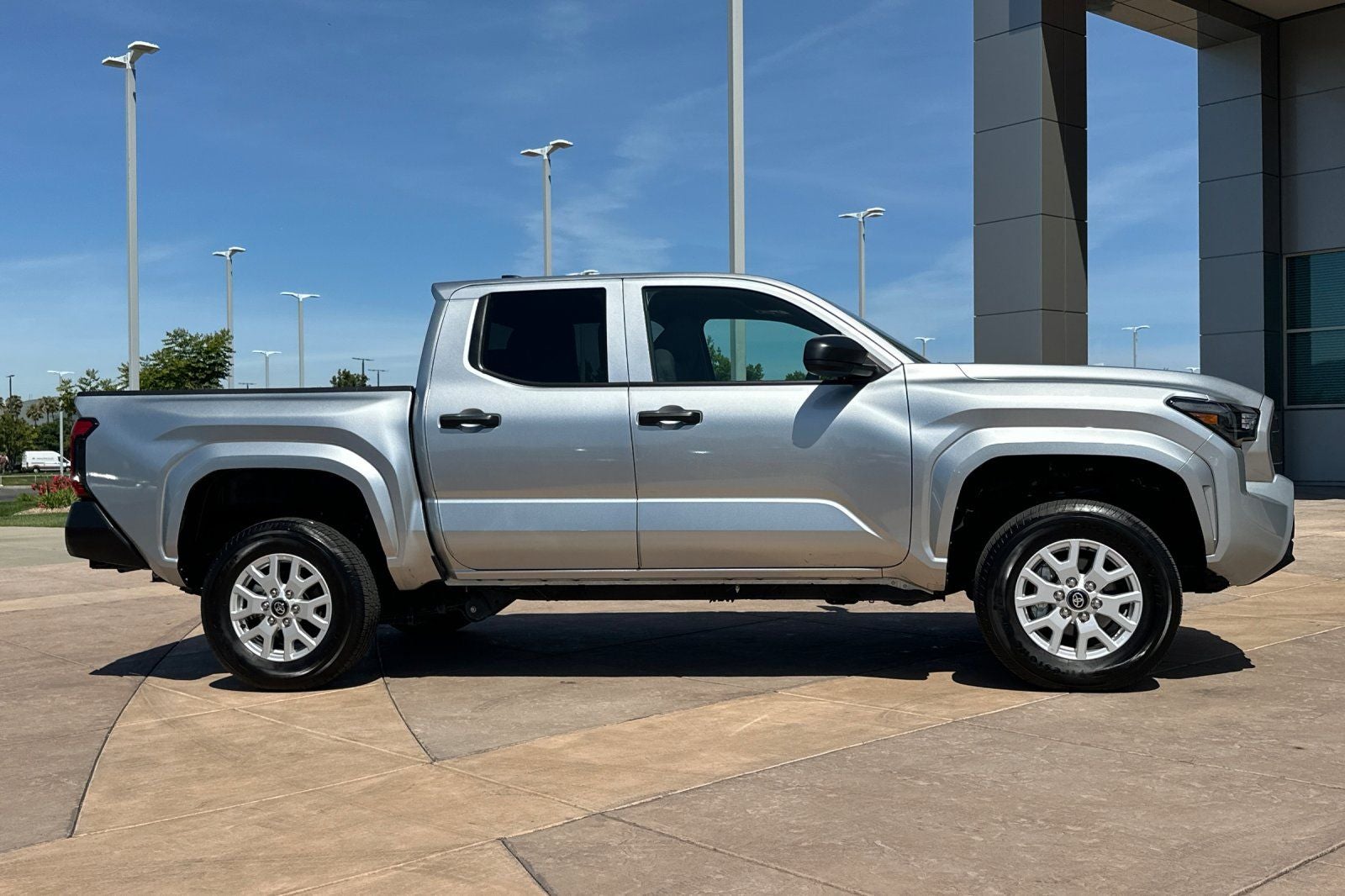 2025 Toyota Tacoma SR