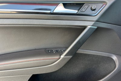 2017 Volkswagen Golf GTI SE